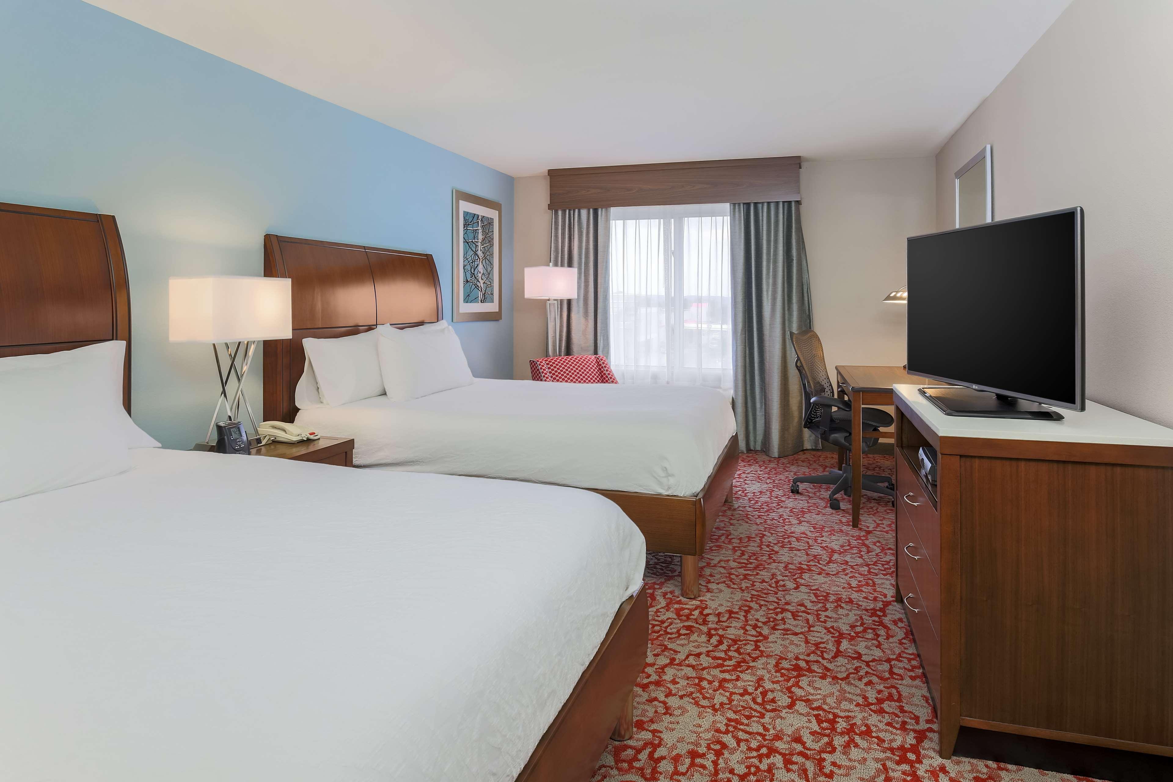 Hilton Garden Inn Нанует Екстер'єр фото