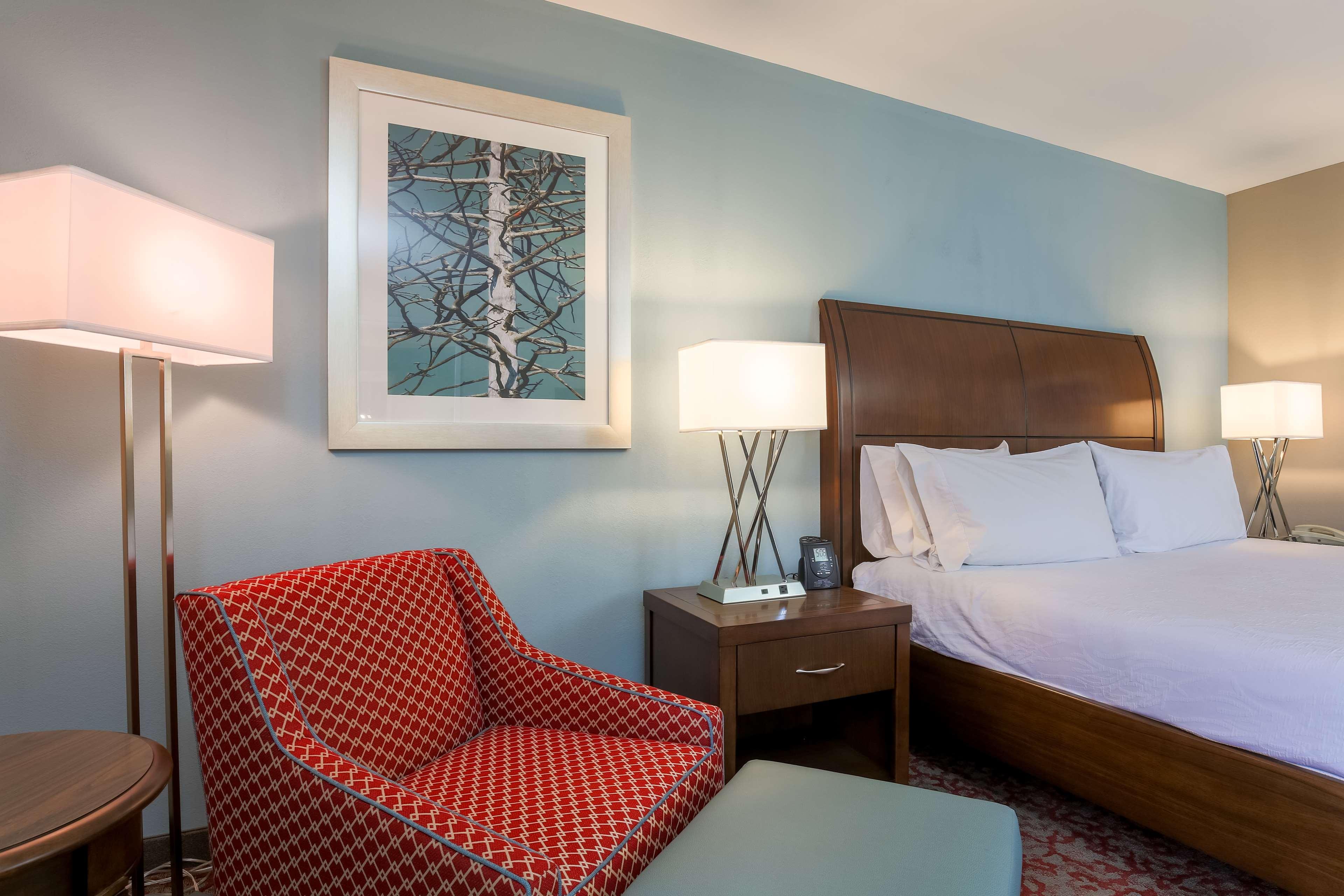 Hilton Garden Inn Нанует Екстер'єр фото