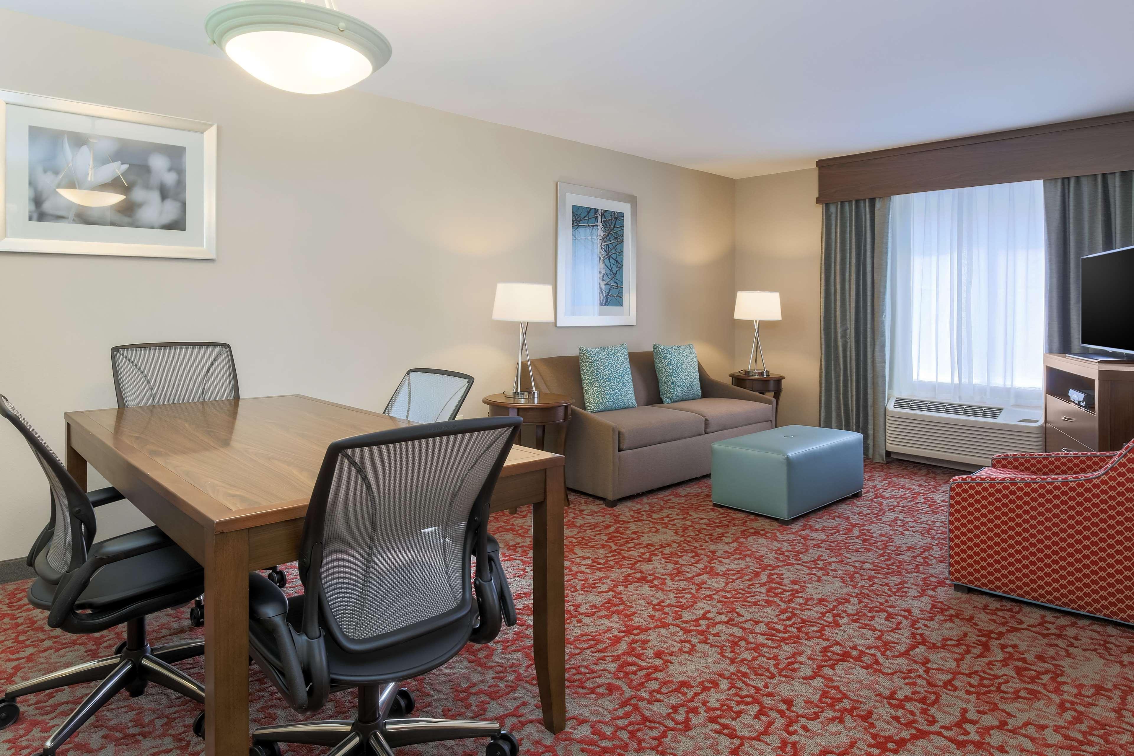 Hilton Garden Inn Нанует Екстер'єр фото