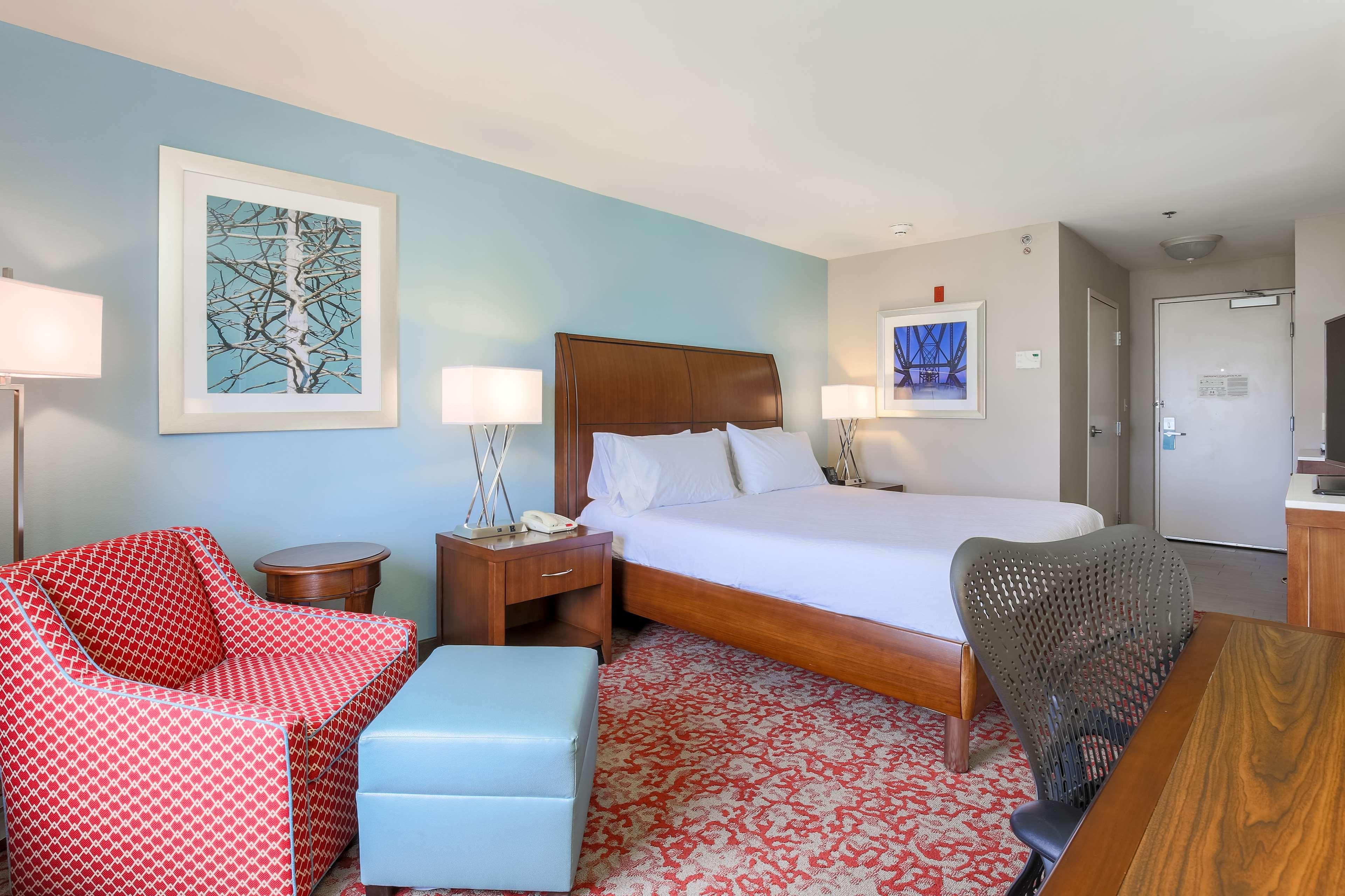 Hilton Garden Inn Нанует Екстер'єр фото