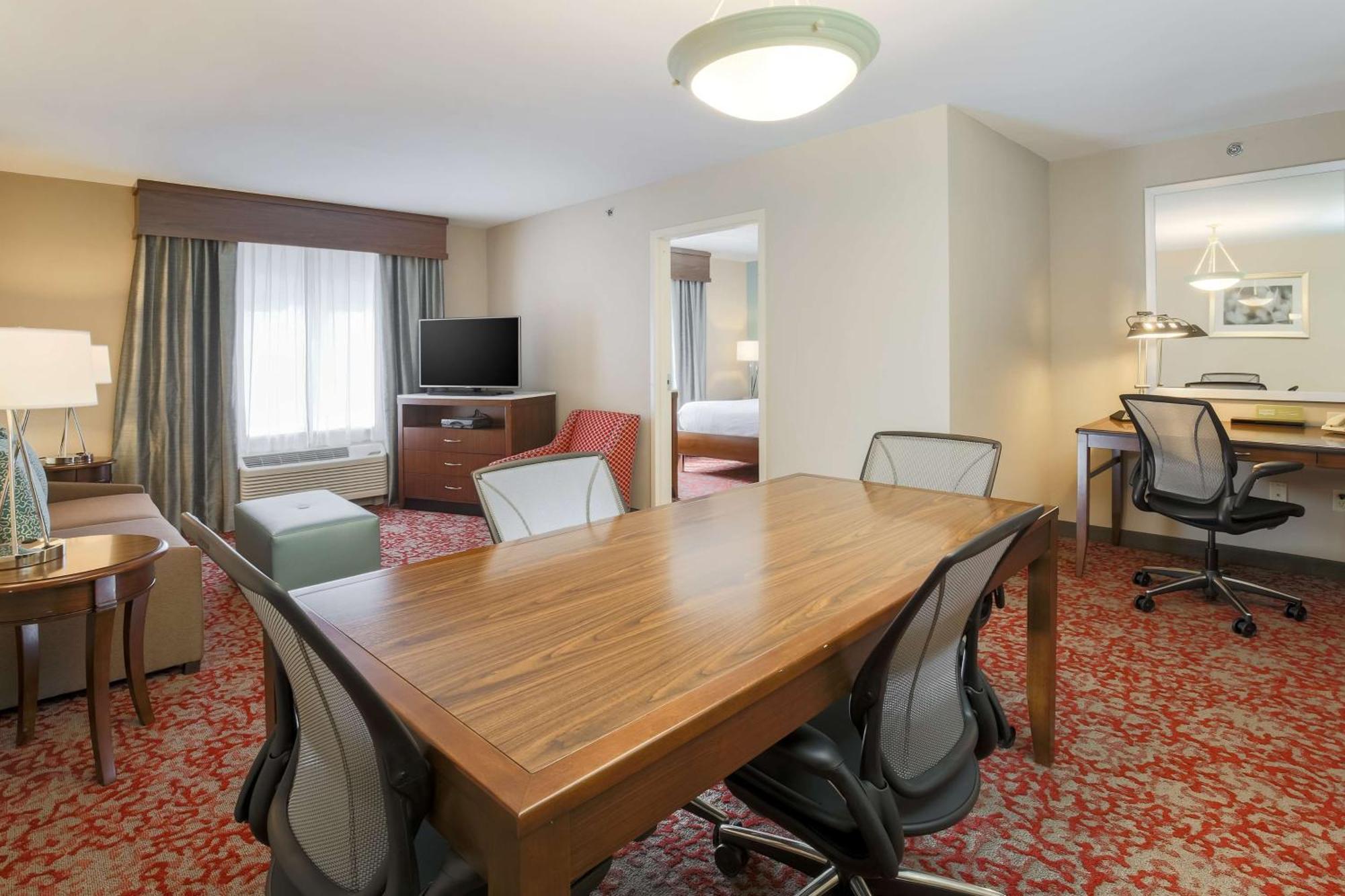 Hilton Garden Inn Нанует Екстер'єр фото