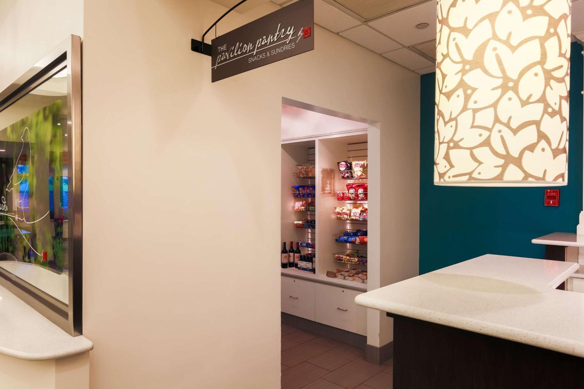 Hilton Garden Inn Нанует Екстер'єр фото