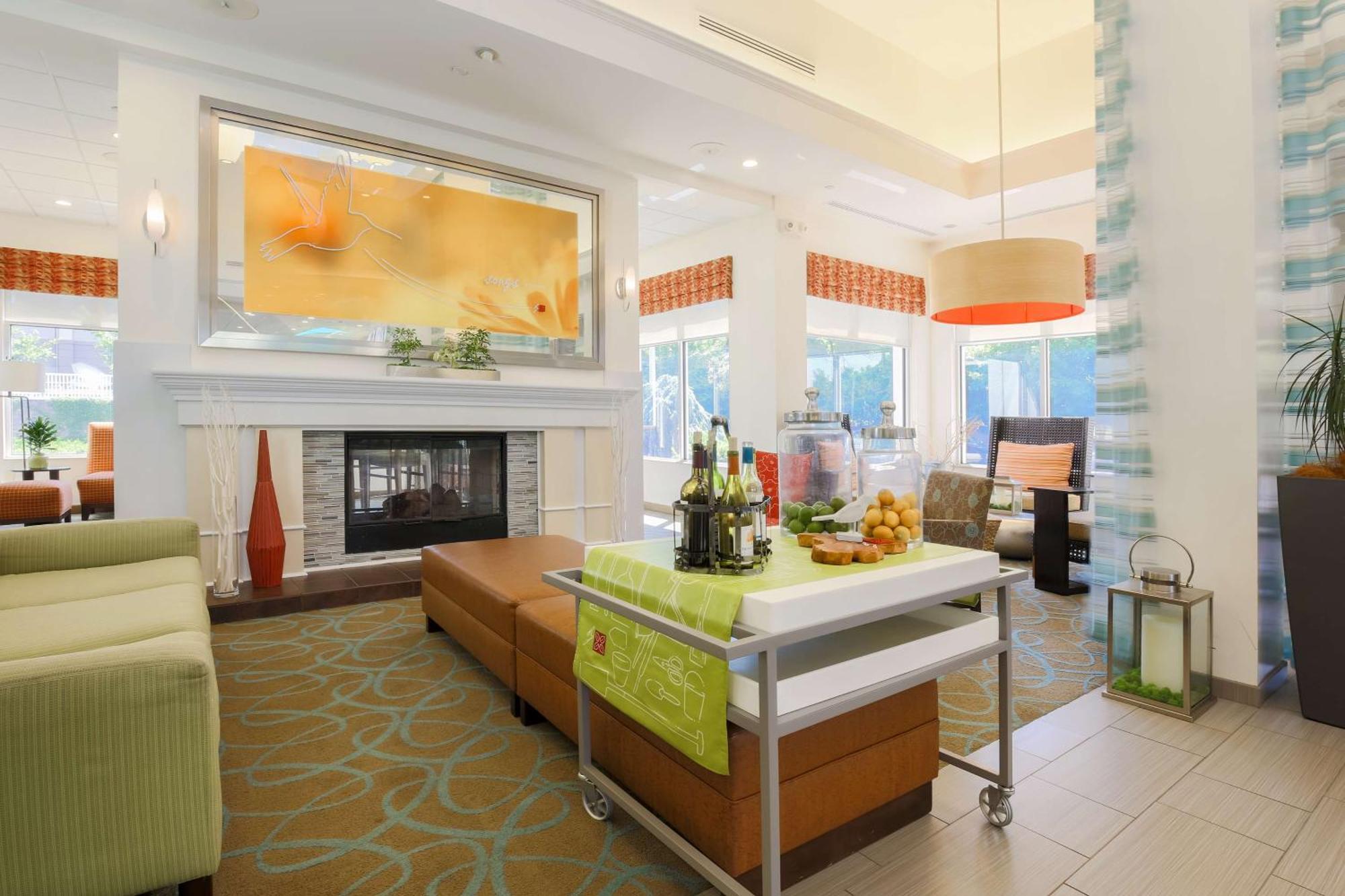 Hilton Garden Inn Нанует Екстер'єр фото