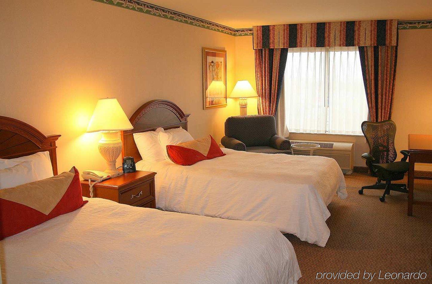 Hilton Garden Inn Нанует Екстер'єр фото